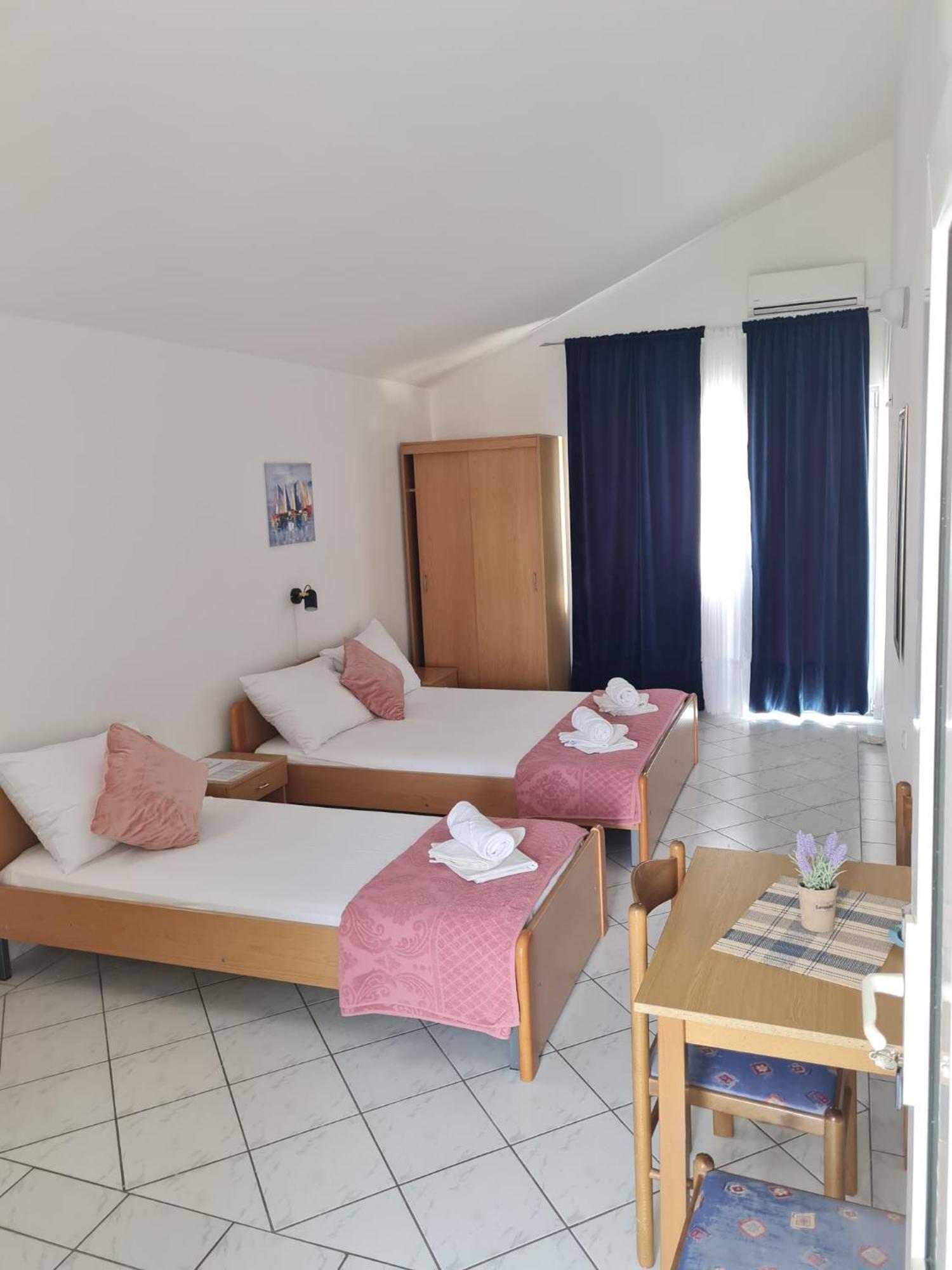 Iva Apartments Podaca Luaran gambar